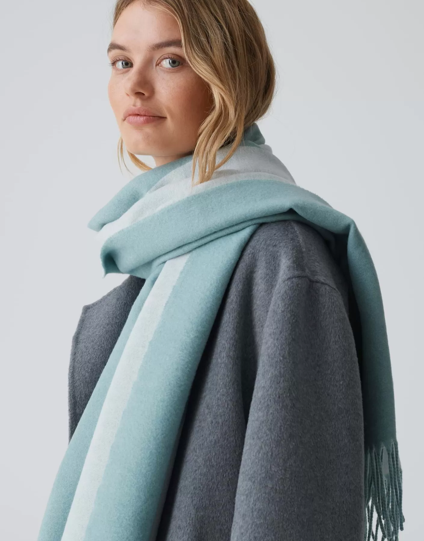 Accessoires<OPUS Commander Écharpe Surdimensionnée Atopa Scarf Bleu En Ligne glacier blue