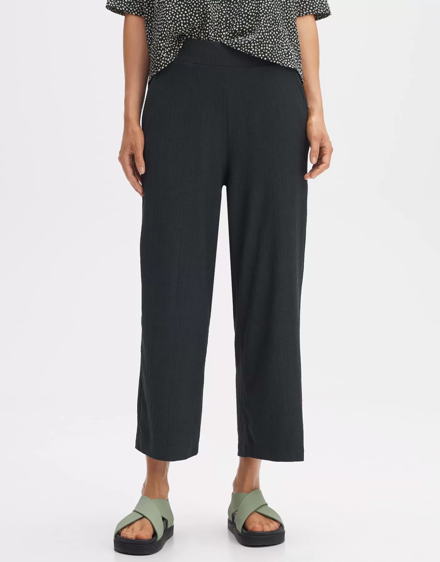 Pantalons<OPUS Commander Culotte Meltiko Vert En Ligne emerald
