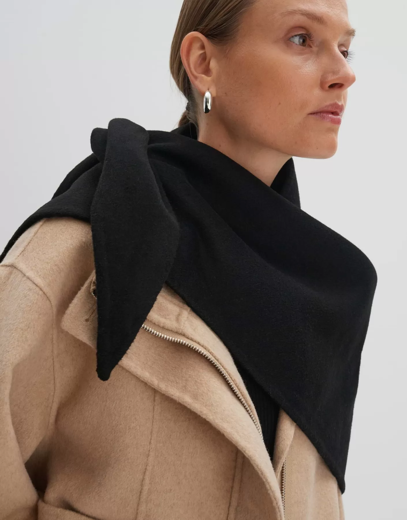 Accessoires<OPUS Commander Foulard Blunda Scarf Noir En Ligne black