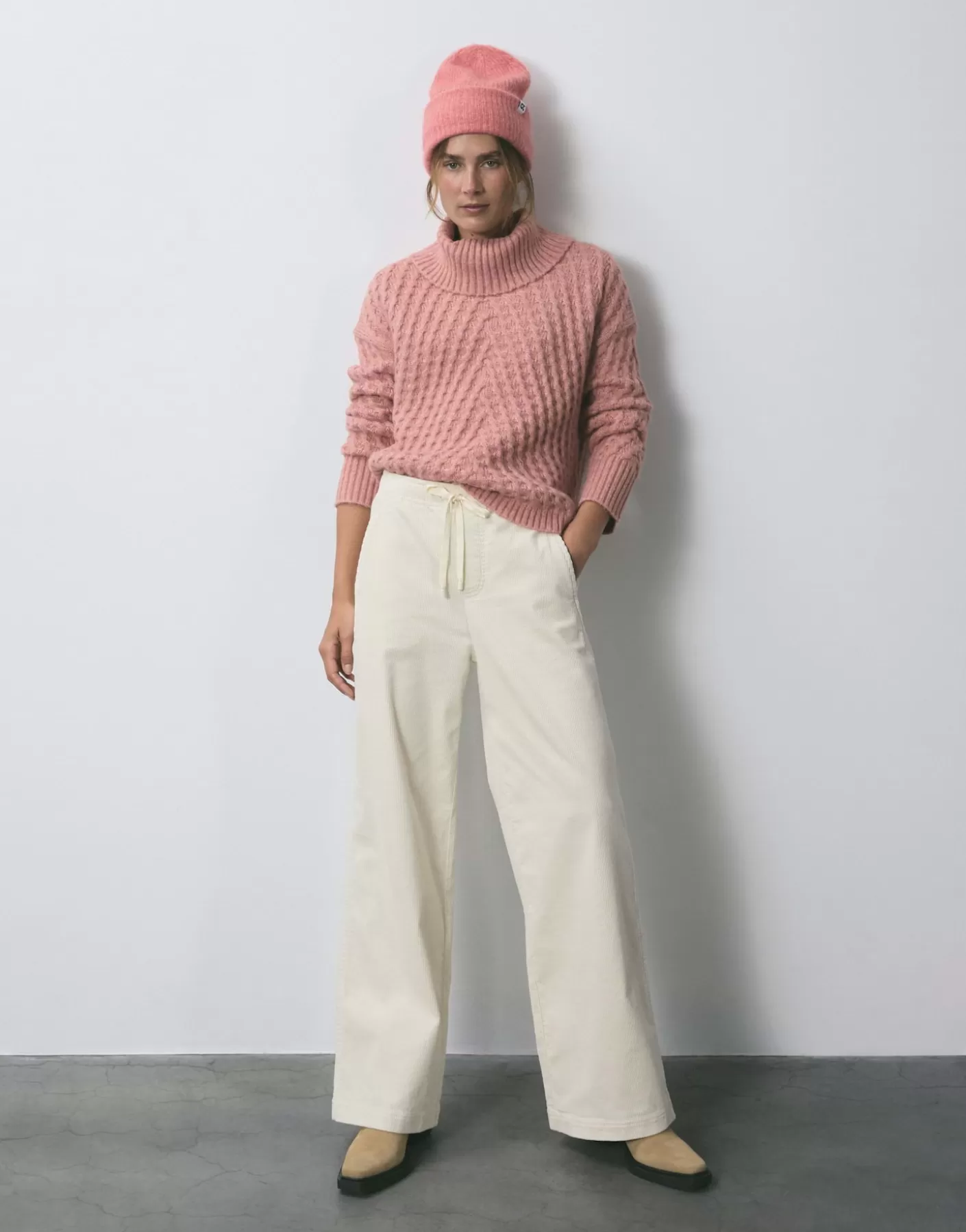 Pantalons | Meilleures Ventes<OPUS Commander Pantalon En Velours Côtelé Mileni Track Blanc En Ligne soft cream