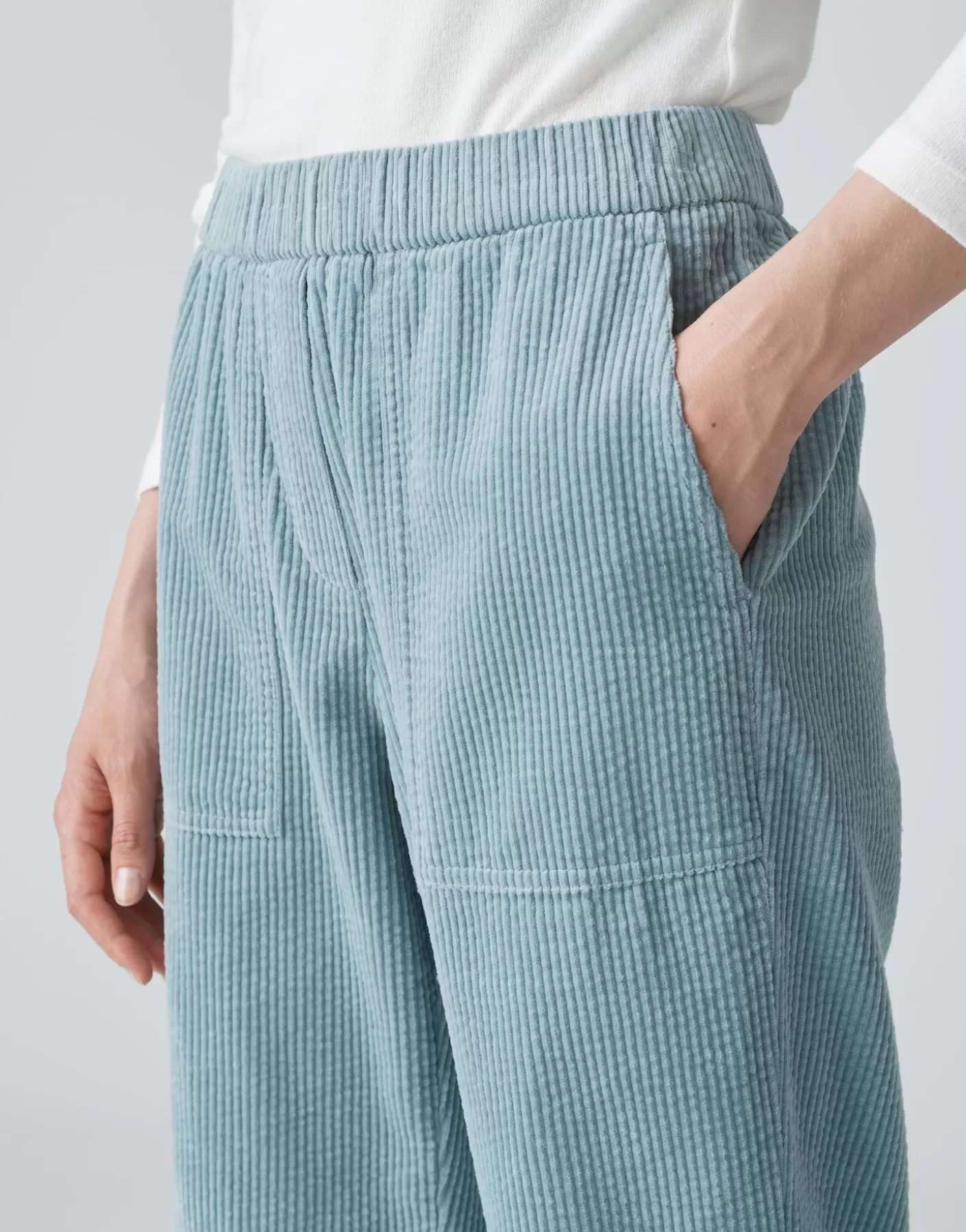 Pantalons<OPUS Commander Pantalon En Velours Côtelé Myha Corduroy Bleu En Ligne glacier blue