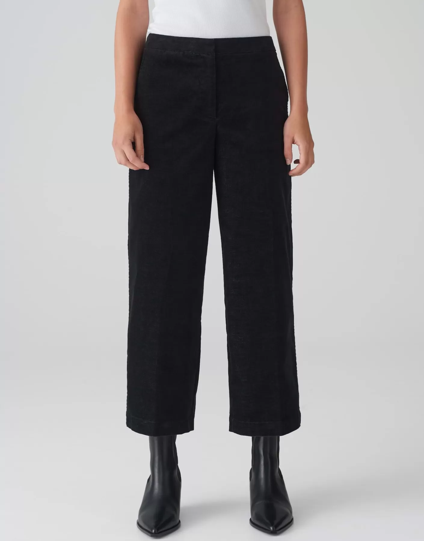Pantalons<OPUS Commander Pantalon En Velours Mondai Noir En Ligne black