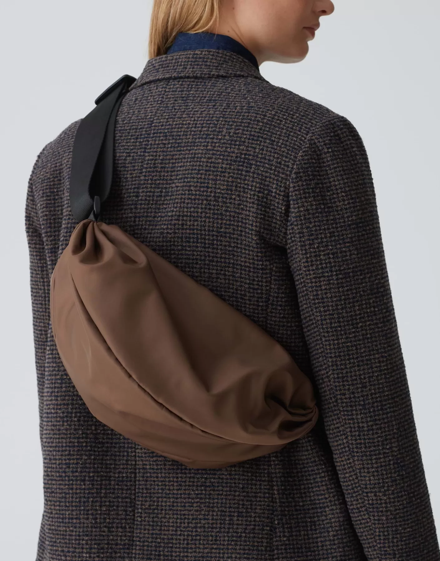 Accessoires<OPUS Commander Sac à Bandoulière Aflema Bag Marron En Ligne cocoa